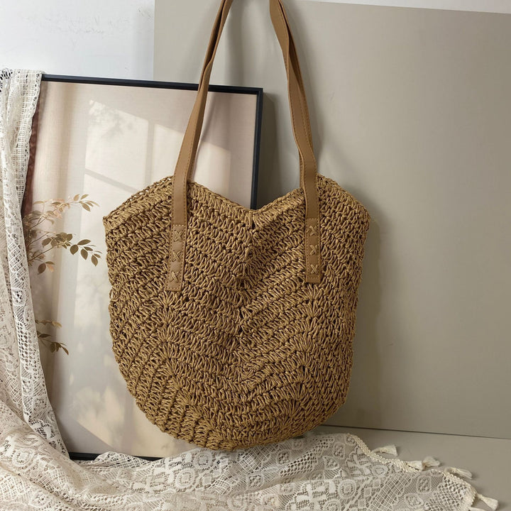 Handcrafted basket bag with unique circular pattern Bowlift