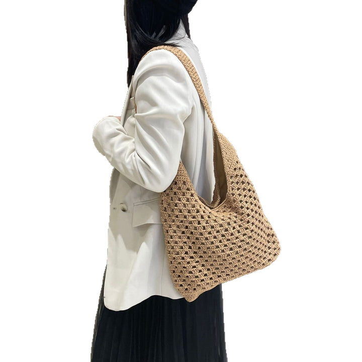 Hand-knotted shoulder bag in crocheted design Bowlift