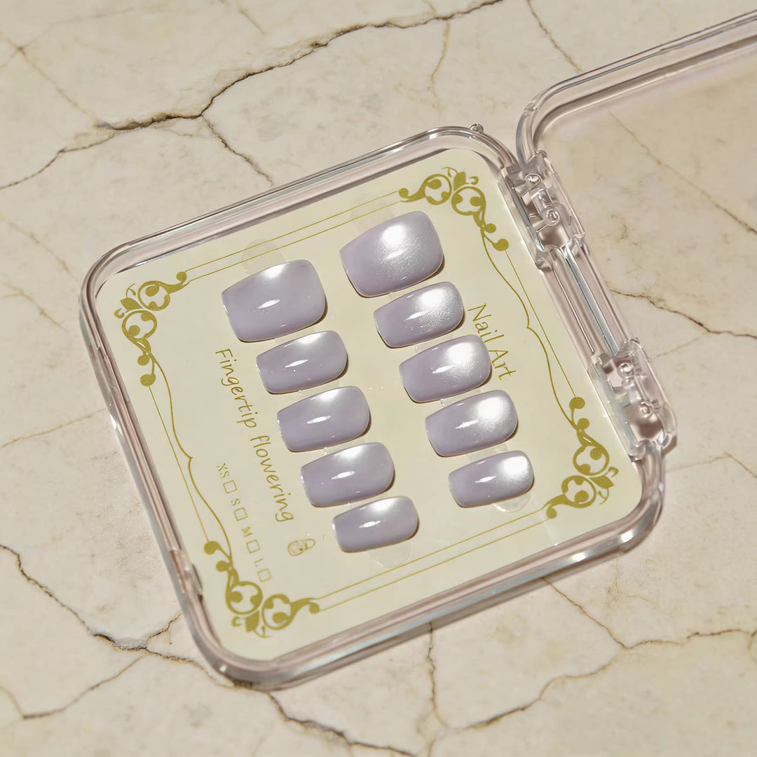 Elegant Glossy Press-On Nail Set Bowlift