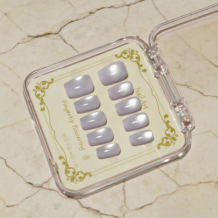 Elegant Glossy Press-On Nail Set Bowlift