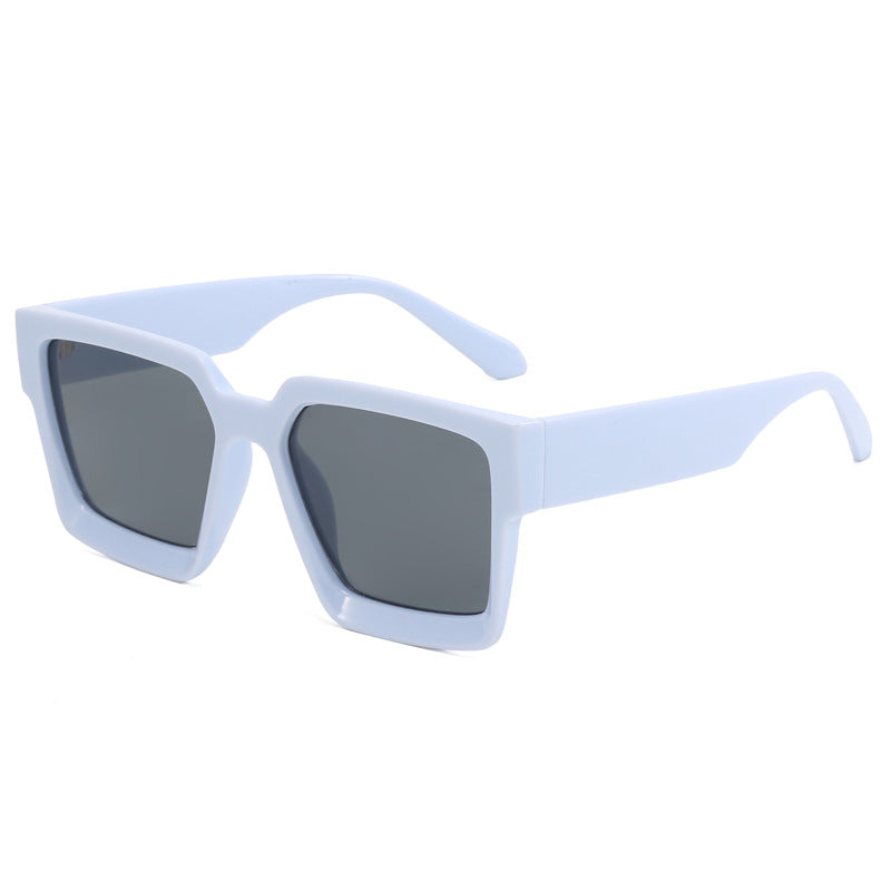 Ladies Oversized Sunglasses with Fashionable Transparent Frame Bowlift