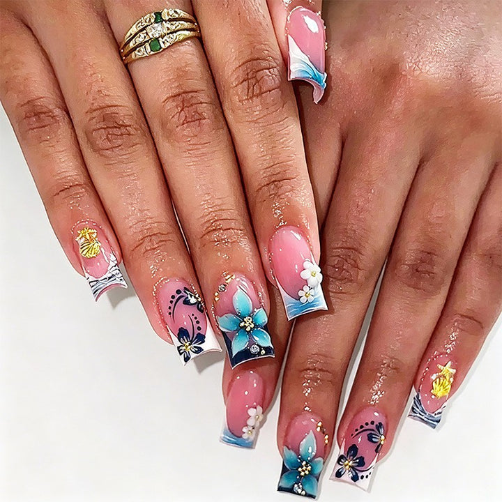 Artistic Nail Tips with Autumn Motifs Bowlift