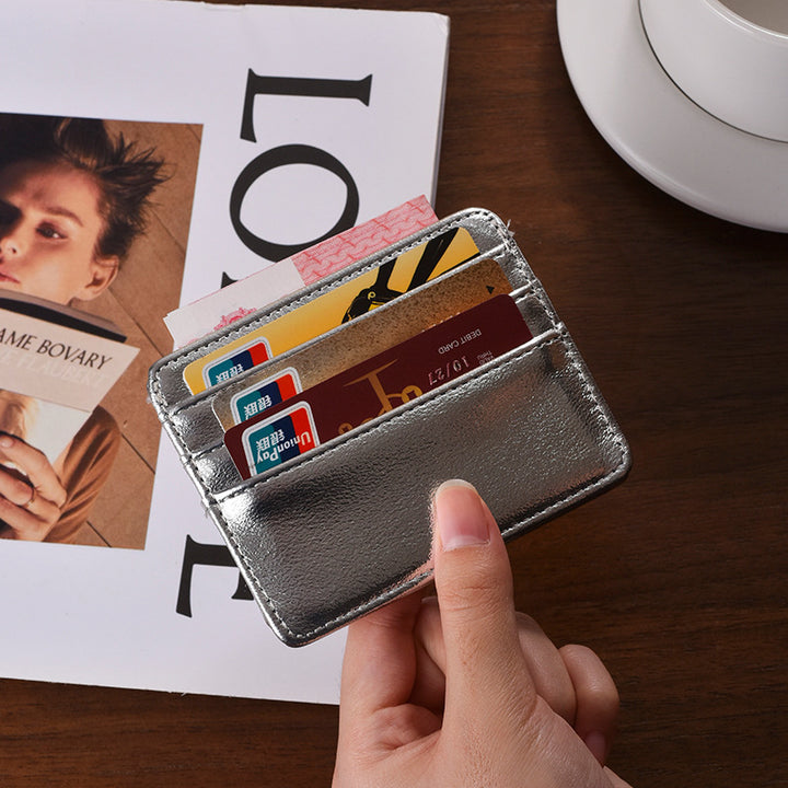 Minimalist Leather Cardholder Bowlift