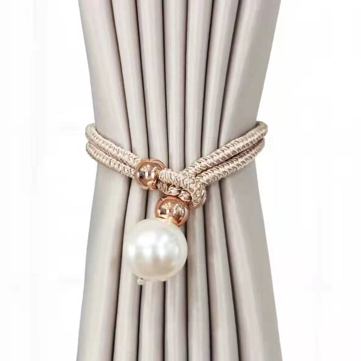 Elegant curtain tieback with decorative pearl Bowlift