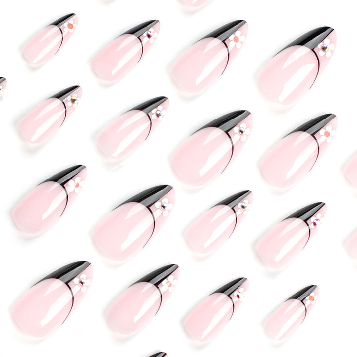 Artful nail art in elegant stiletto design Bowlift
