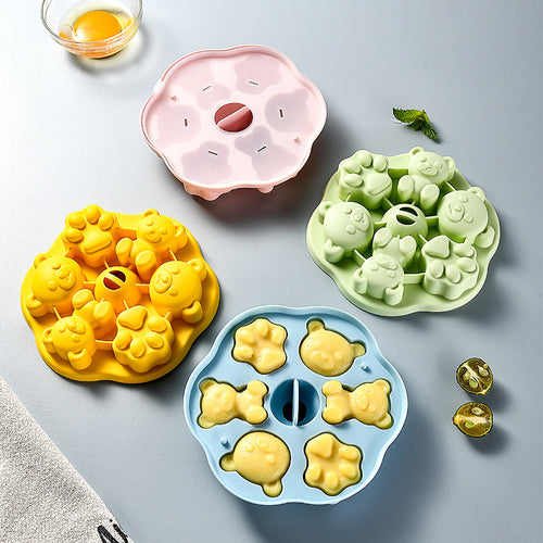 Silicone ice cube mold with animal motifs Bowlift