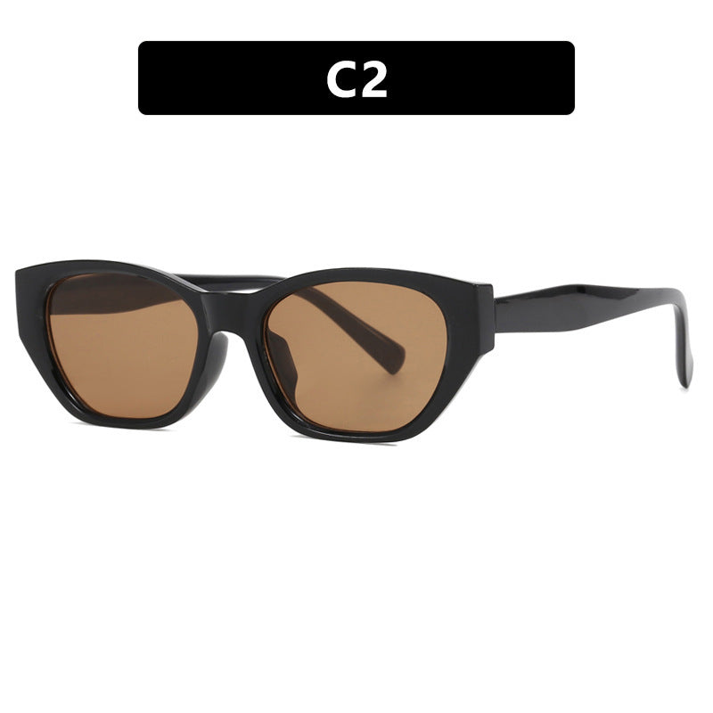 Ladies Cat-Eye Sunglasses with transparent, geometric frame Bowlift