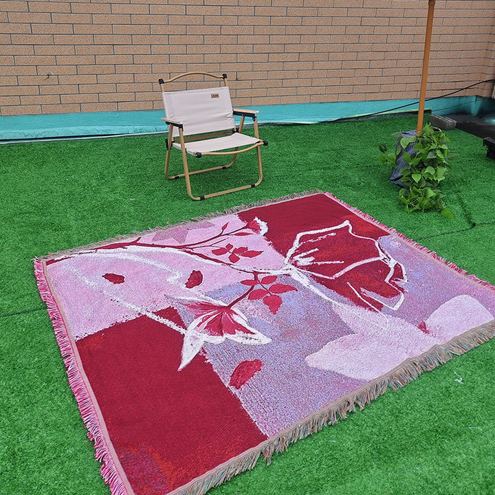 Artistic Floral Pattern Throw Blanket