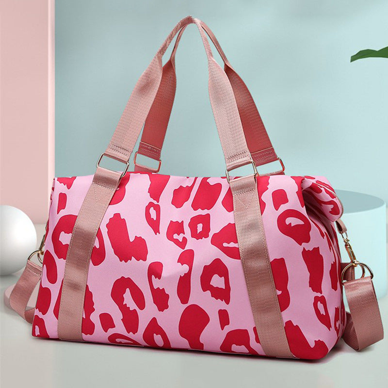 Sporty Tote Bag with Elegant Leopard Pattern Bowlift