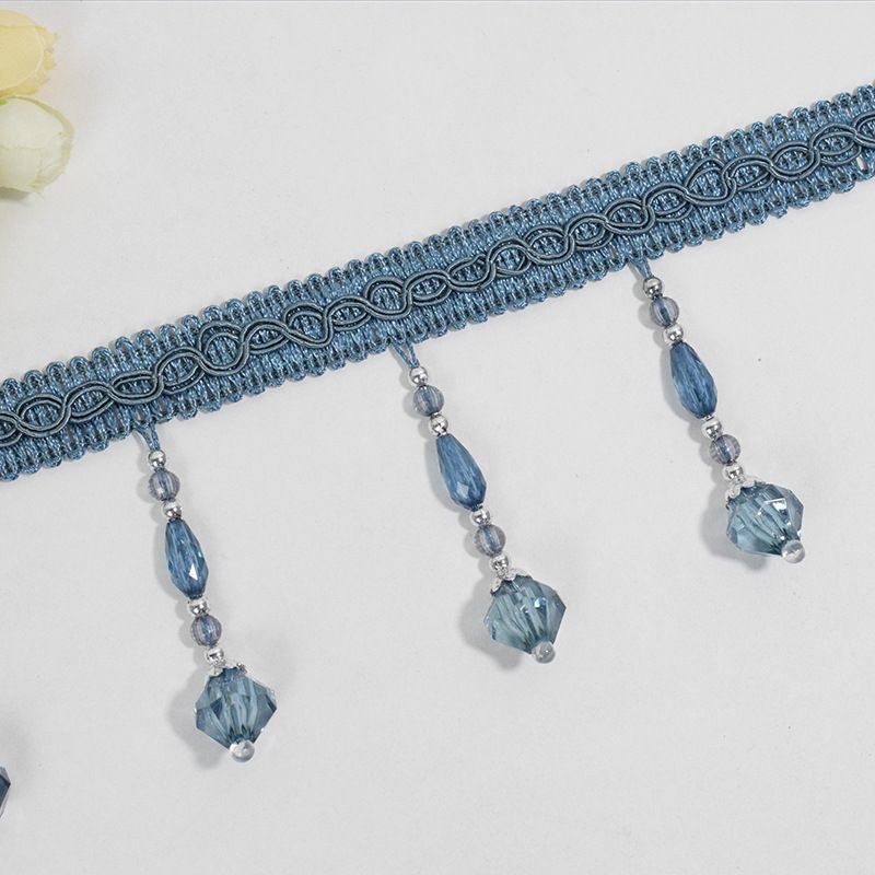 Decorative trim with crystal effect Bowlift