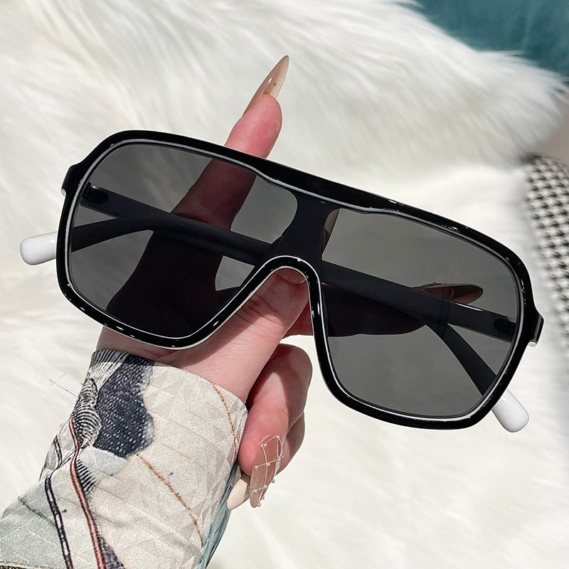 Women's fashionable sunglasses Bowlift