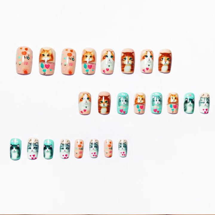 Cat-Themed 3D Nail Art Bowlift