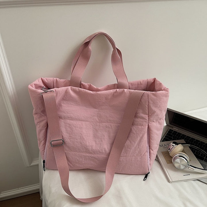 Versatile and Elegant Tote Bag Bowlift