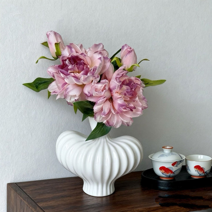 Elegant Modern Decorative Flower Vase
