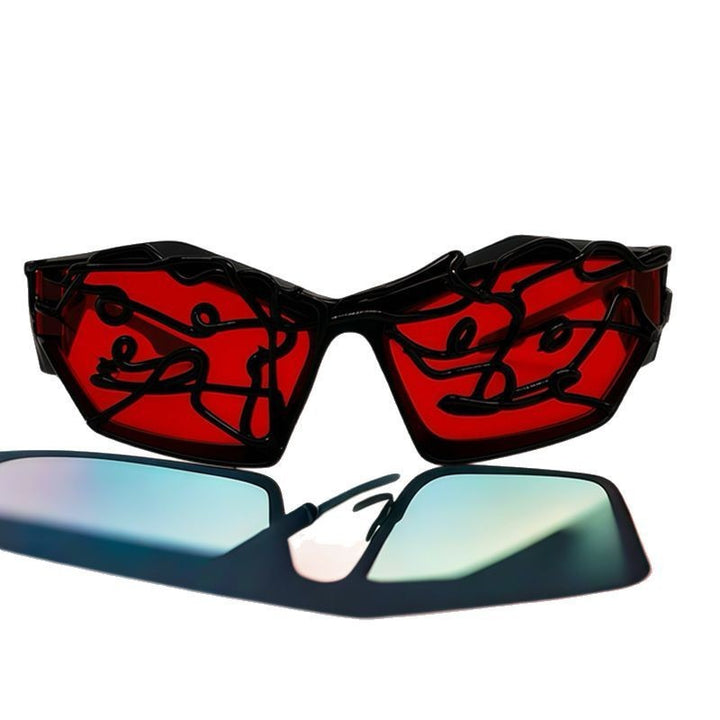 Women's Sporty Sunglasses with Futuristic Design Bowlift