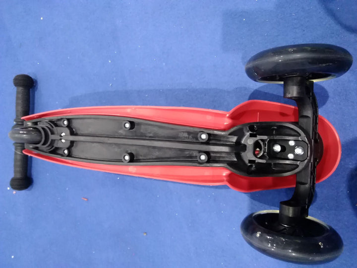 Three-Wheeled Adjustable Kick Scooter Bowlift