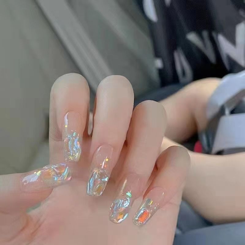 Stylish heart and ombre design artificial nails Bowlift