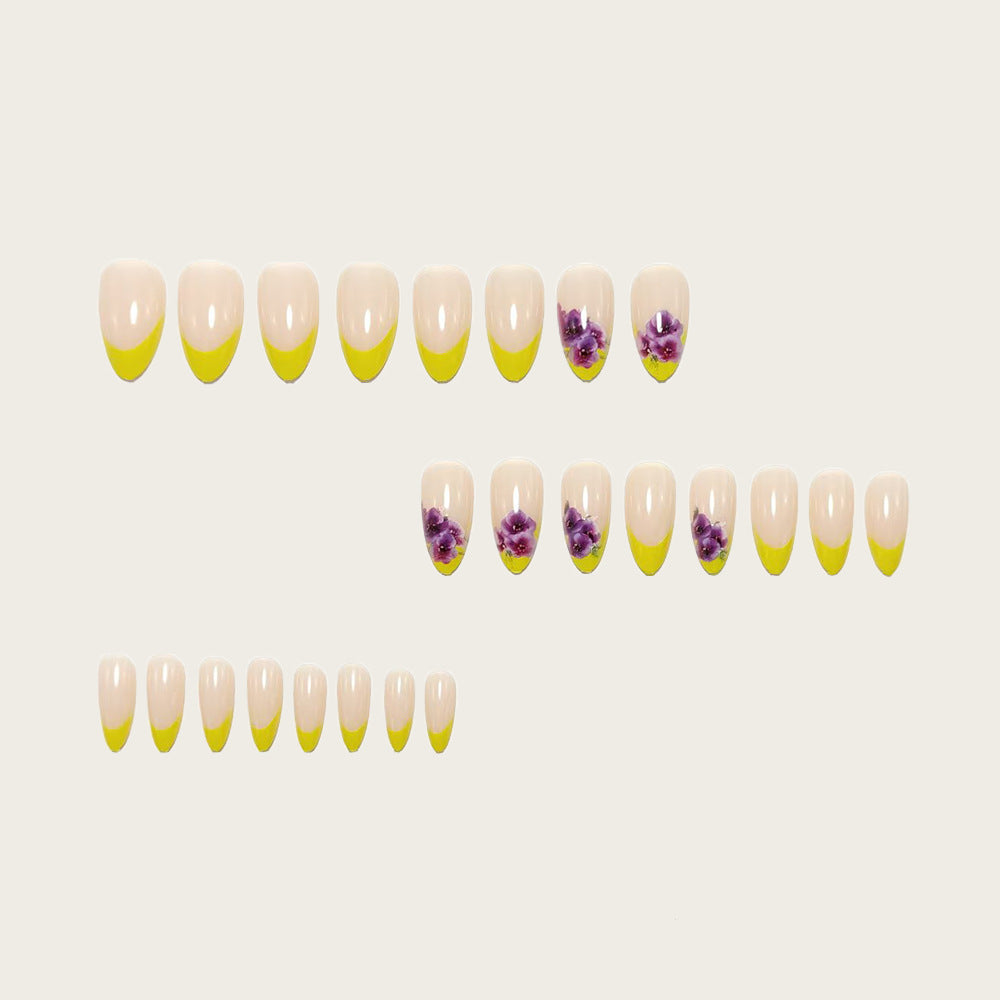 Nail art with playful flower and gradient color design Bowlift