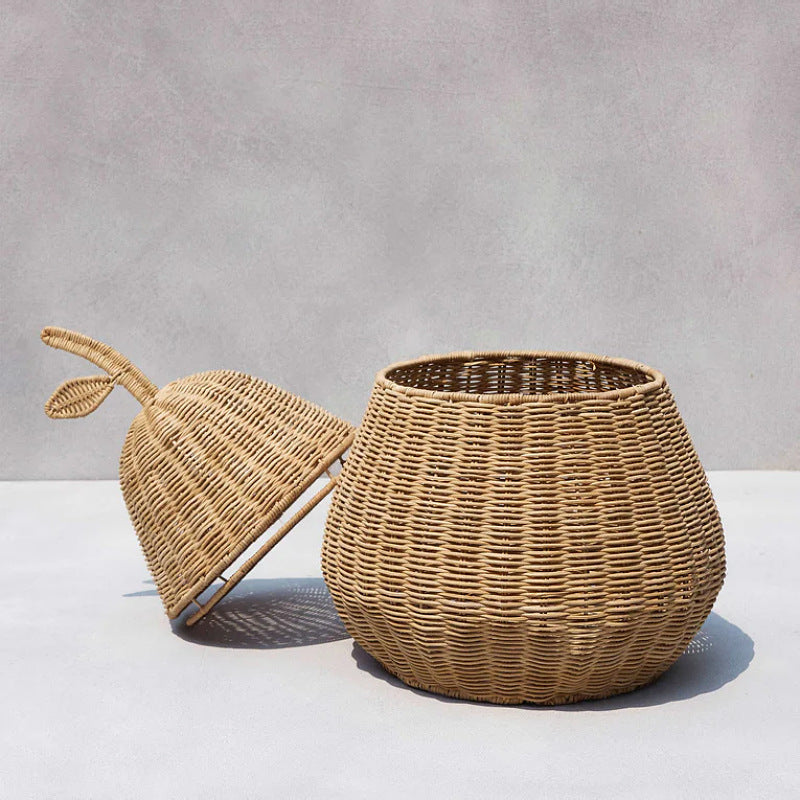 Playful decorative basket in pear shape Bowlift