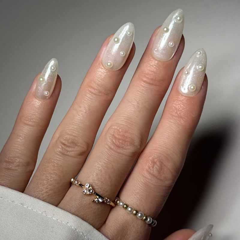 Premium Pearl-Embellished Stiletto Press-On Nails Bowlift