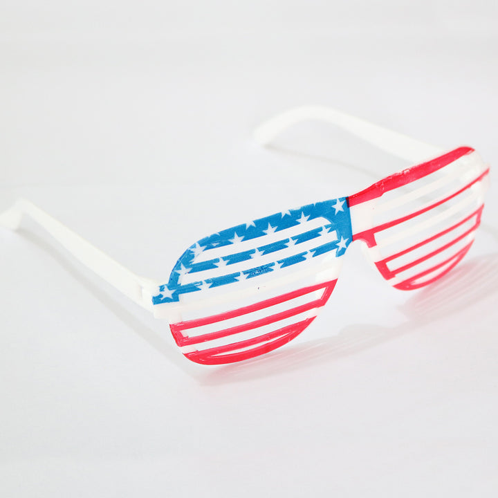 Ladies USA-Flag Sunglasses Bowlift