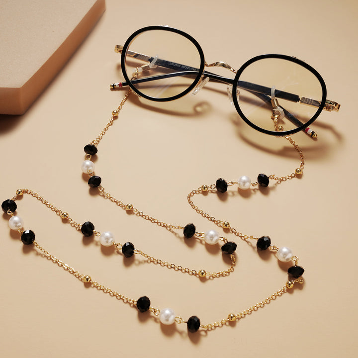 Luxurious Beaded Eyewear Chain Bowlift