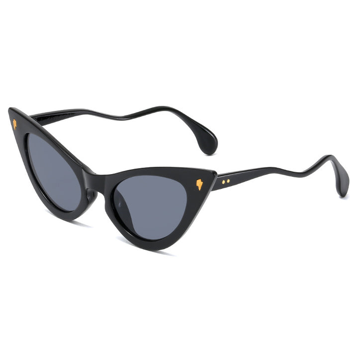 Women's Cat-Eye Sunglasses with Mirrored Lenses and Elegant Detail Bowlift