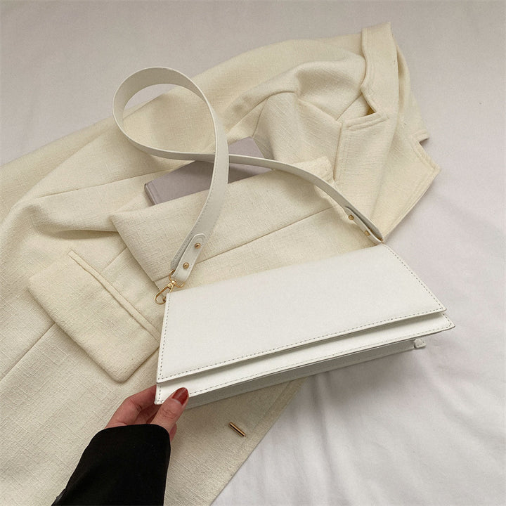 Minimalist Structured Crossbody Bag Bowlift