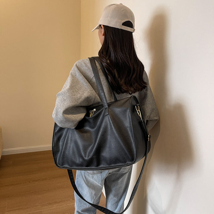 Elegant Tote Bag Made of High-Quality Faux Leather Bowlift