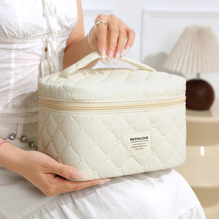 Quilted Multi-Compartment Makeup Organizer Bowlift