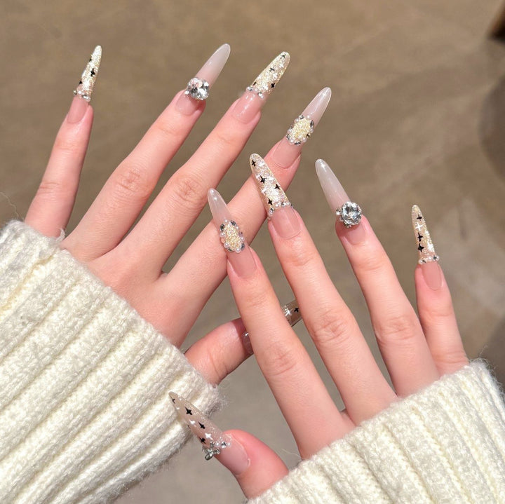 Artistic Premium Detailed Press-On Nail Art Bowlift