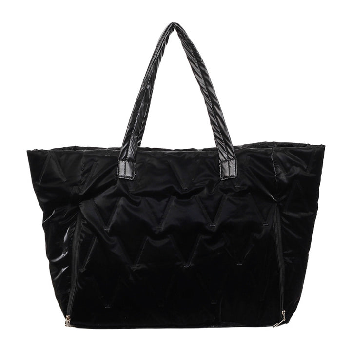 Practical Travel Bag With Structured Outer Material Bowlift