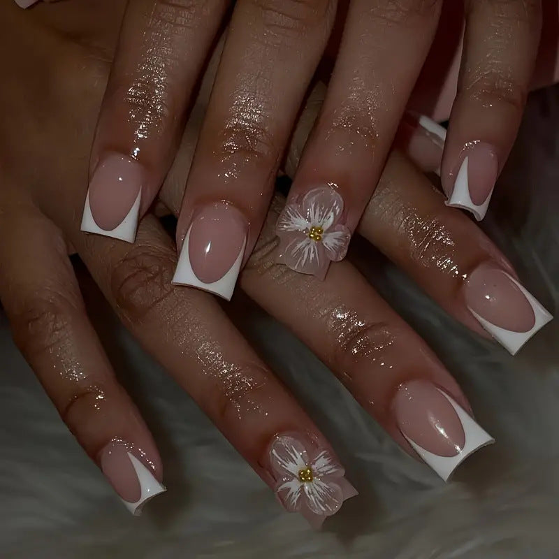 Floral Elegance Press-On Nail Art Bowlift