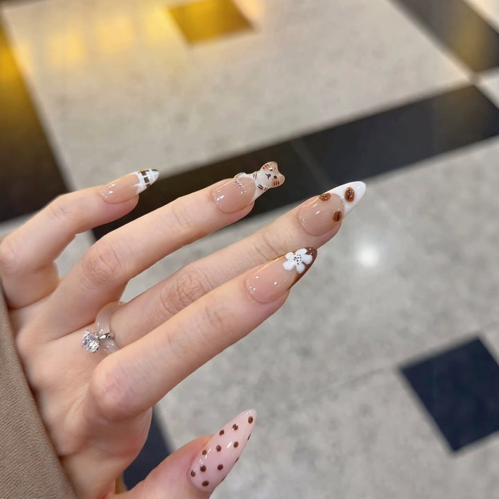 Whimsical Themed Press-On Nail Art Set Bowlift
