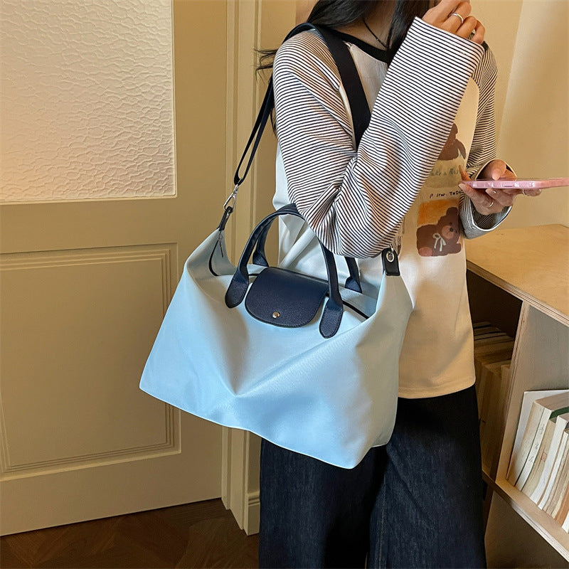 Women’s Travel and Sports Bag Bowlift