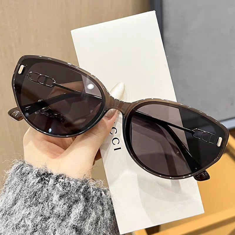 Women's designer sunglasses with delicate metal frame and extraordinary cat-eye design Bowlift