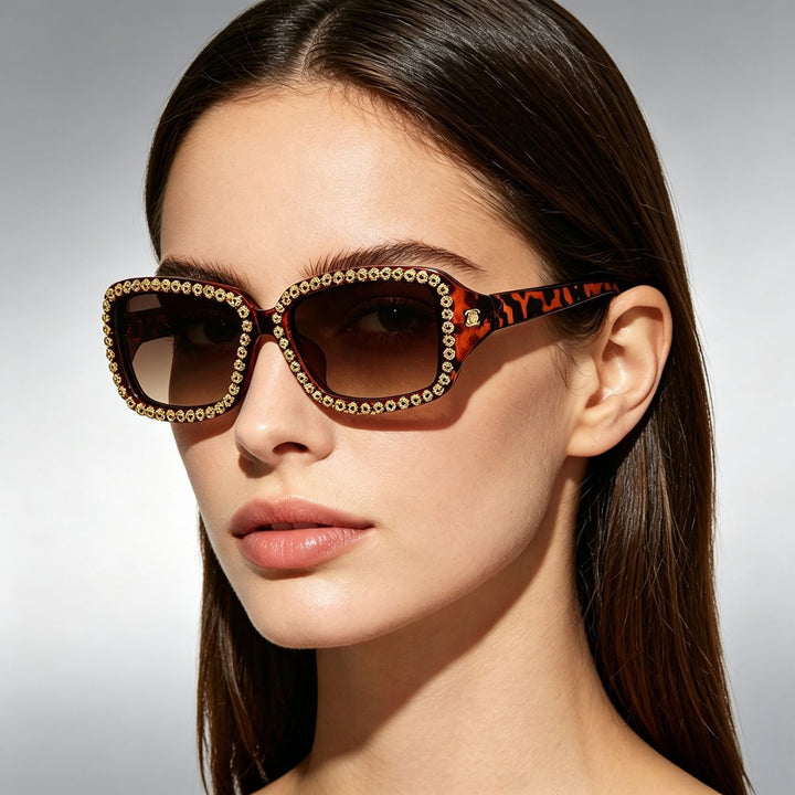Ladies sunglasses with glamorous rhinestone frame Bowlift
