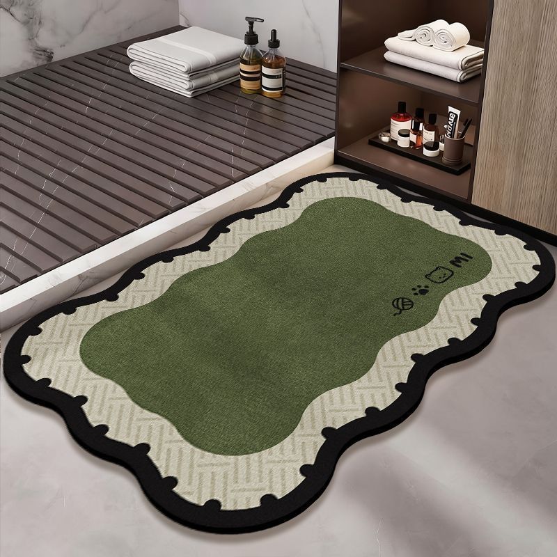 Decorative Pet-Themed Bath Mat Bowlift
