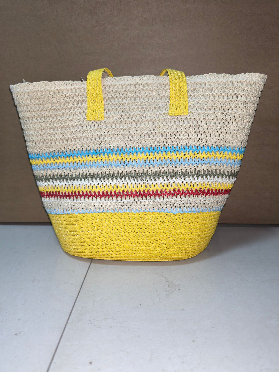 Large Handbag in Modern Style Bowlift