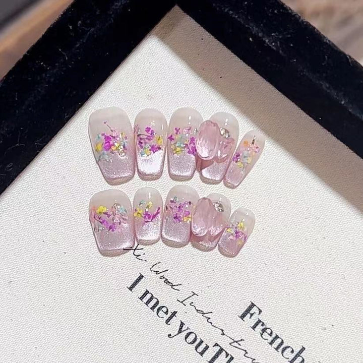 Artistic Floral Decorative Press-On Nails Bowlift
