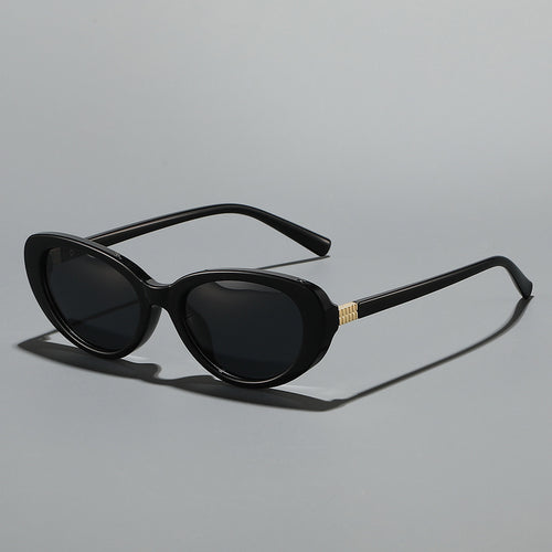 Ladies fashionable sunglasses in elegant cat-eye style Bowlift