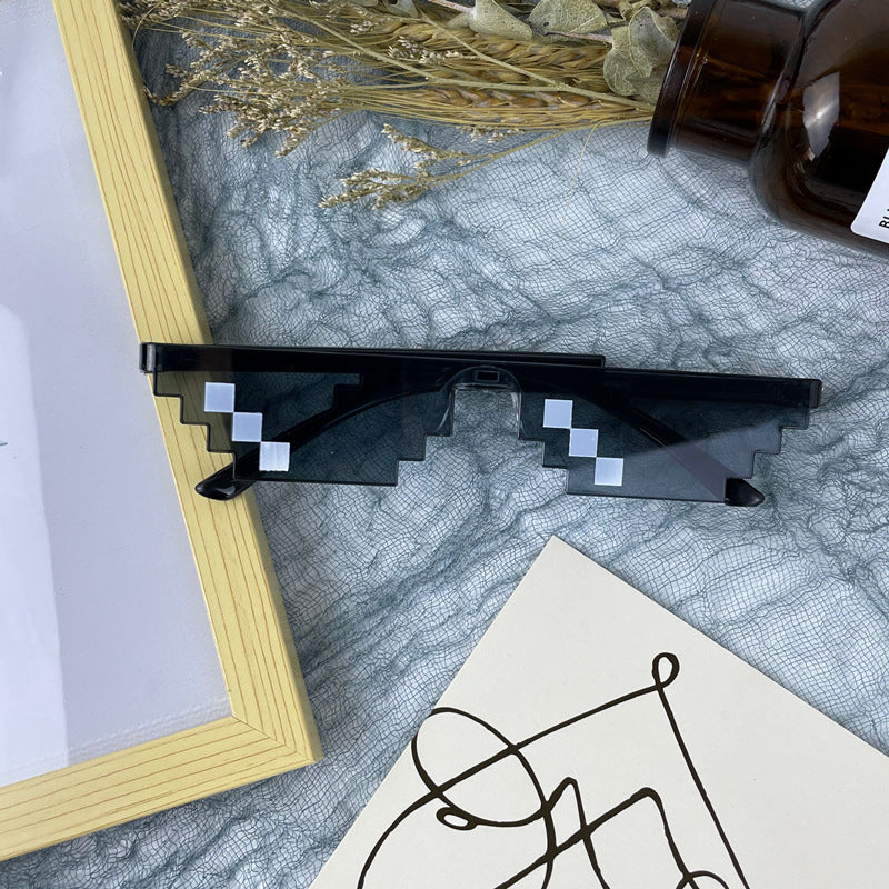 Bold Geometric Frame Sunglasses Bowlift