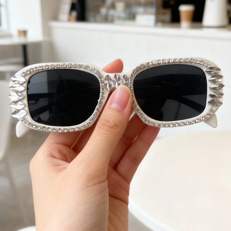 Elegant Oversized Square Frame Sunglasses Bowlift