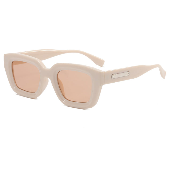 Women's Fashion Sunglasses in Elegant Design Bowlift