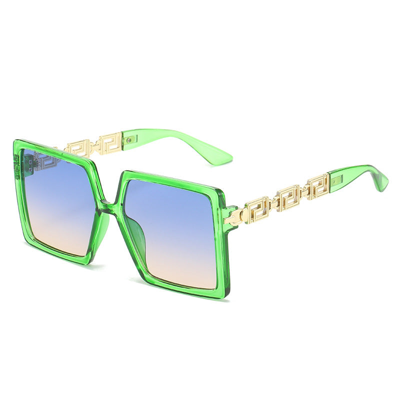 Ladies square sunglasses with luxurious accents Bowlift