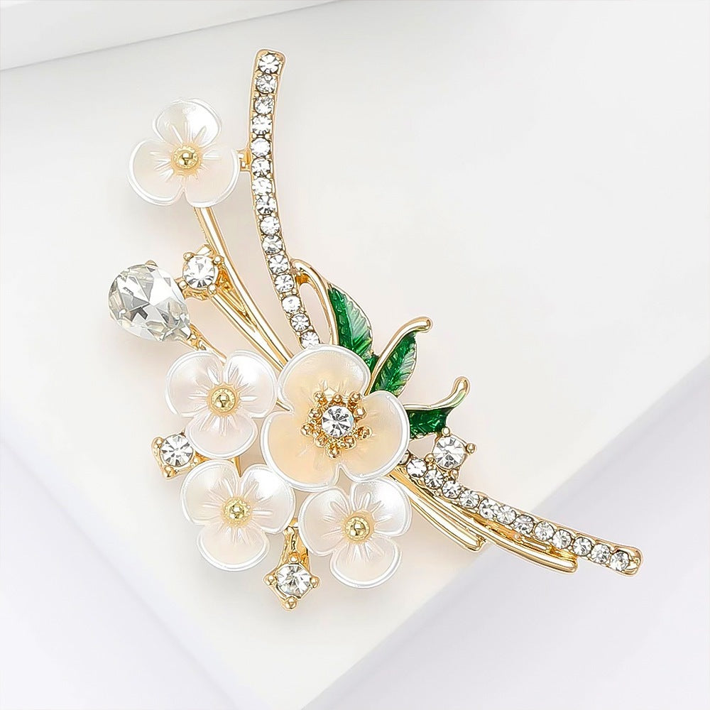 Exquisite Flower Brooch Bowlift