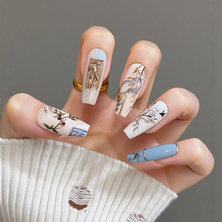 Glamorous nail designs Bowlift