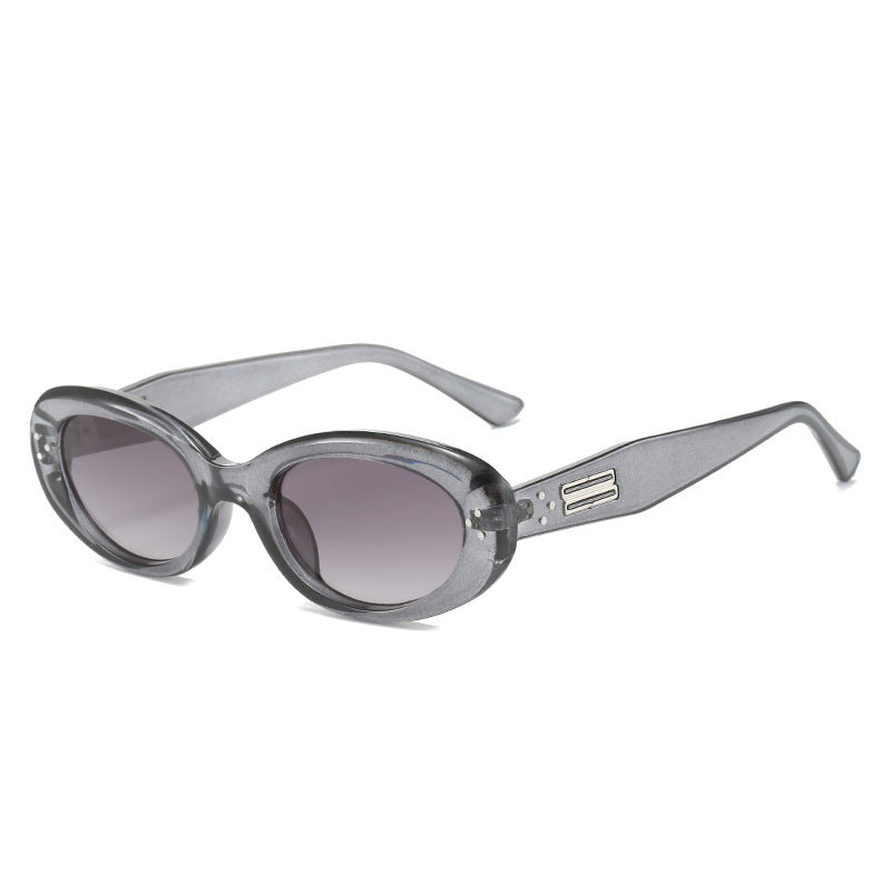 Retro-Inspired Oval Sunglasses Bowlift
