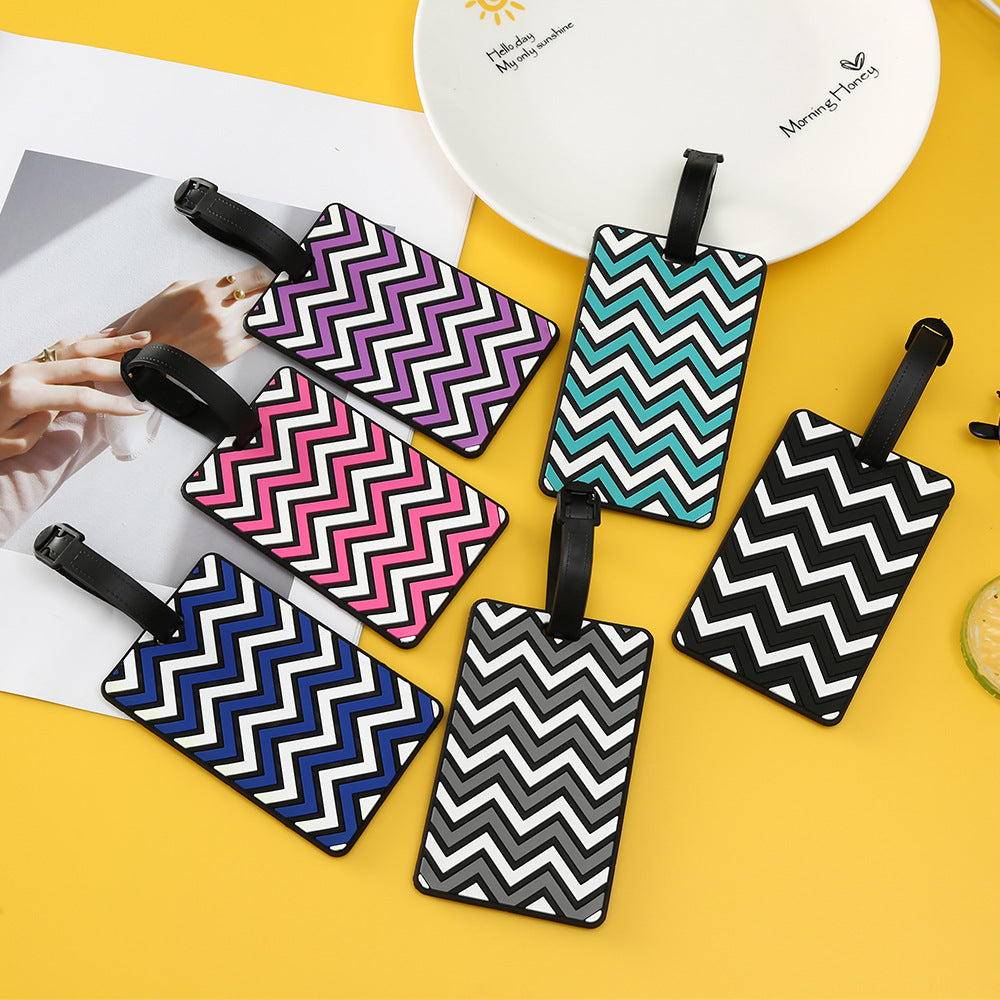Unisex Chevron Patterned Luggage Tag Bowlift