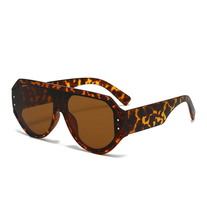 Women's fashionable oversized sunglasses with wide frame Bowlift
